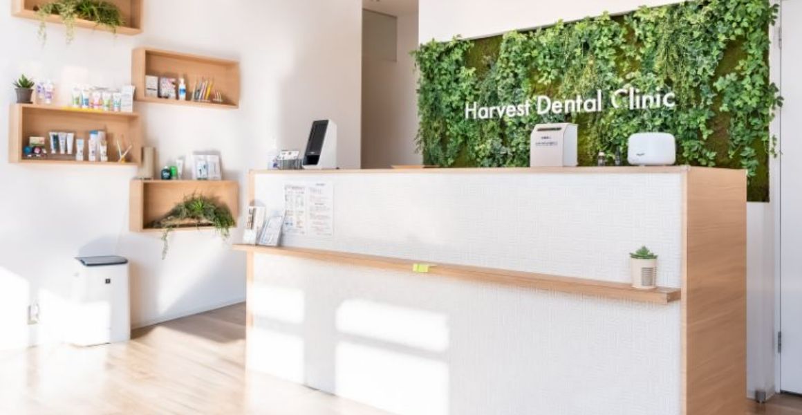 清潔感溢れる白基調の内装